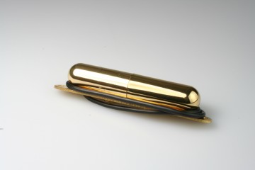 Single coil lipstick tube goudkleurig